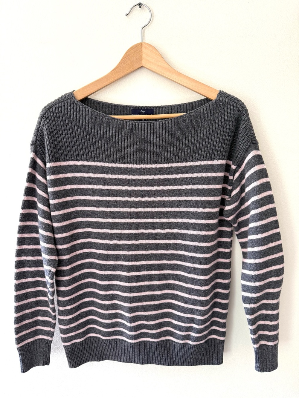 GAP Pink Gray Stripe Boatneck Knit Sweater S Classic Preppy Cotton Coquette Cozy